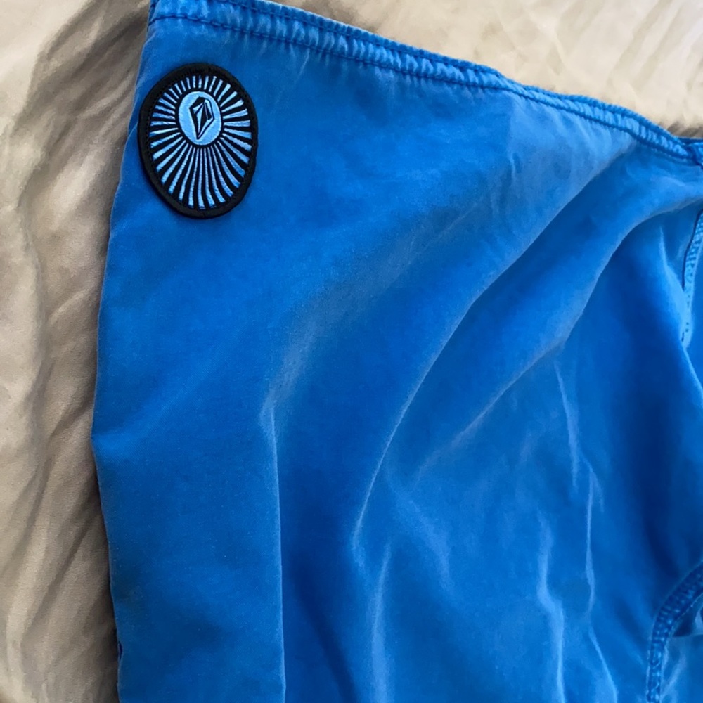 Volcom bathing suit - Picture 3 of 12